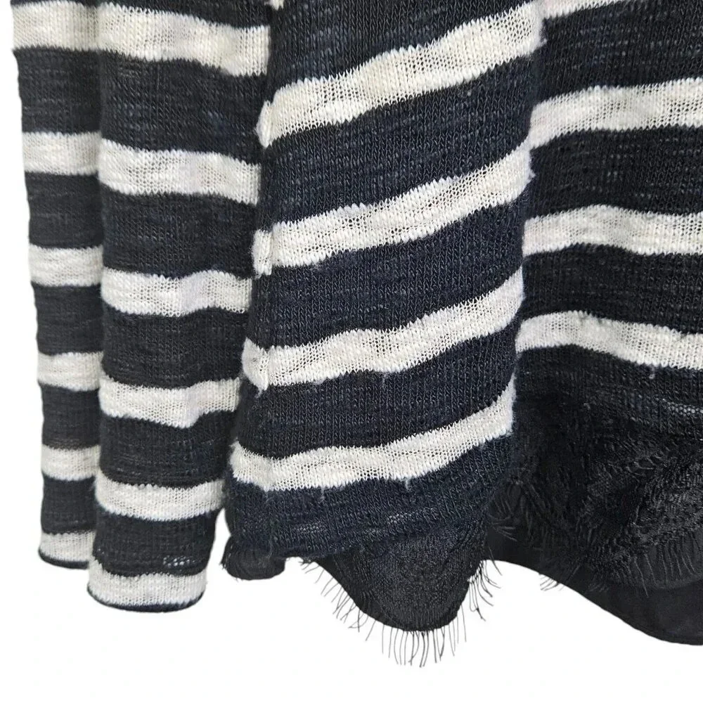 White‎ House Black Market Long Sleeve V Neck Striped Sweater Lace Size Medium